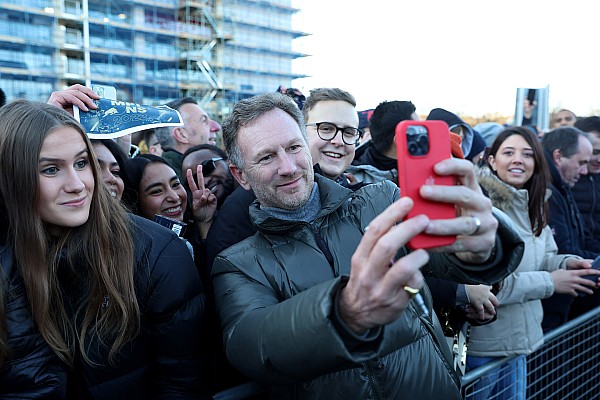 İngiliz basınına göre Horner, Ferrari’nin teklifini geri çevirdi