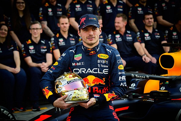 Verstappen’in süper lisans ücretini Red Bull ödeyecek