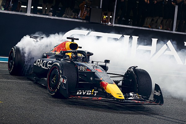 Verstappen: “Bu yılki şampiyonluğun ardından hissettiklerim çok farklı”