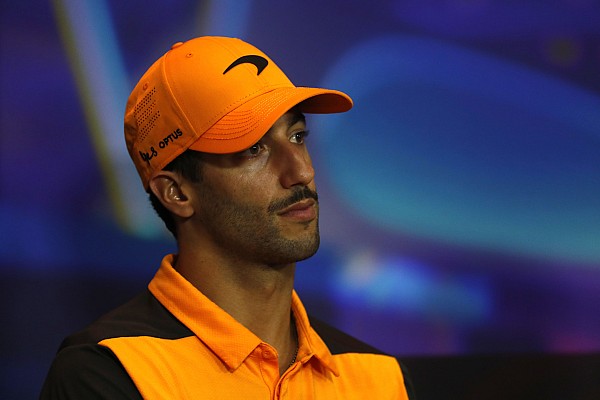 Ricciardo: “Piastri, başarılı olmak için sadece piste çıkıp sürmeli”
