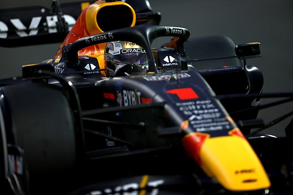 Sim takım arkadaşı, Verstappen’in benzersiz sürüş stilini özetliyor
