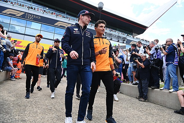 Verstappen, araç ayarı konusunda Ricciardo’ya veya başkasına güvenmeyecek