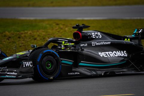 F1 champion "surprised" Mercedes didn’t change sidepods over winter