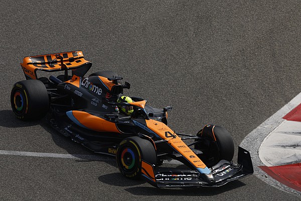 McLaren yeni aracını ilk kez piste çıkarttı, taban kısmı ise gizlendi