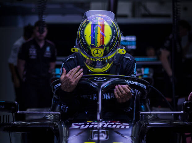 FIA hat kein Problem mit Regenbogen-Helm von Lewis Hamilton