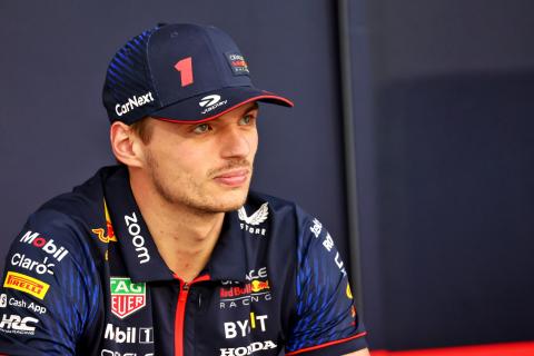 Verstappen on F1 2023 title fight: “I don’t count out Lewis” 