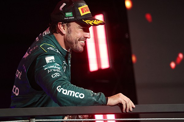 Briatore: “Alonso, kazanma fırsatı yakaladığı an kazanacak”