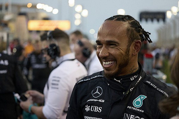 Hamilton: “Mercedes, W14’ü tasarlarken beni dinlemedi”