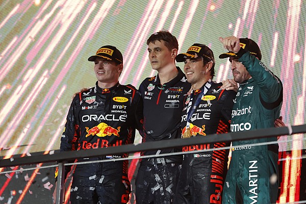 Suudi Arabistan GP: Perez kazandı, Verstappen 2. oldu, Alonso cezayla podyumu kaybetti!