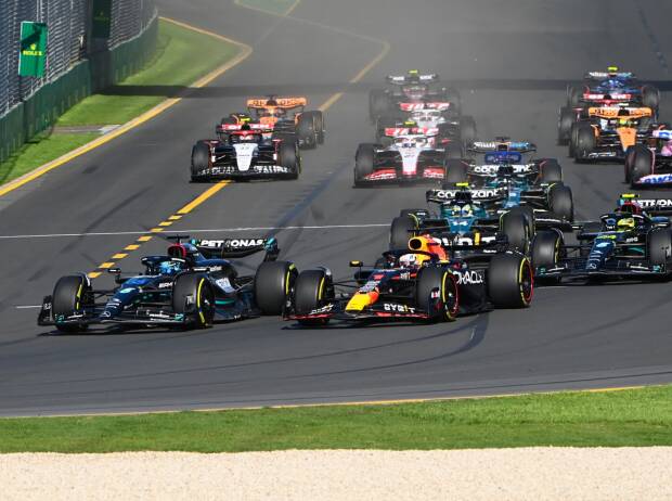 Was für ein Chaos: Verstappen gewinnt Neustart-Drama in Melbourne!