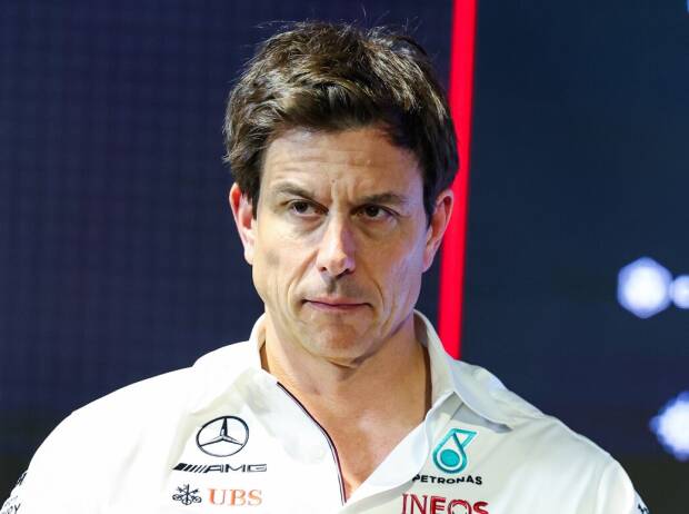 Toto Wolff: Formel-1-Format “nicht mit dem Baseball-Schläger” bearbeiten