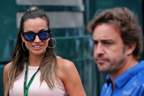 Fernando Alonso announces break-up with girlfriend