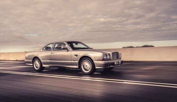 Bentley – Continental – 6.7 i V8 Mulliner (426 bg) – Teknik Özellikler