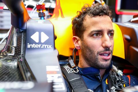 Ricciardo insists lack of F1 2024 seats “doesn’t scare me” 