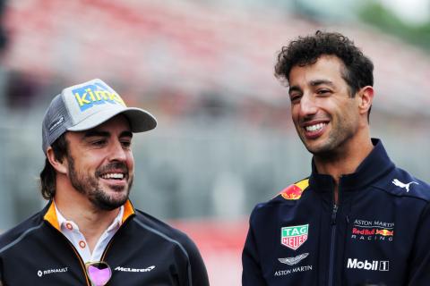 Daniel Ricciardo asked which F1 driver is likeliest to date Taylor Swift…