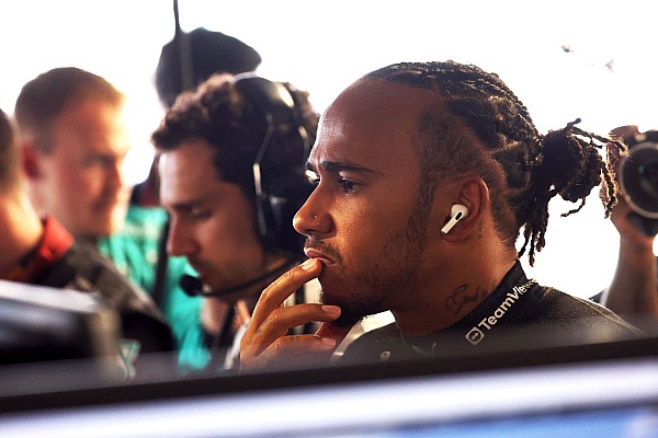 Hamilton, Ferrari’yi “koz” olarak mı kullanıyor?