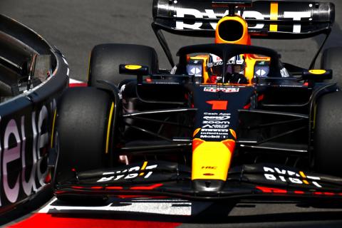 Verstappen bounces back to top FP2 from Leclerc as Sainz crashes