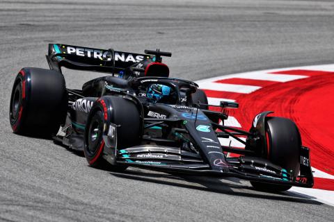 Russell explains why "bottoming" returned for Mercedes in Spain practice