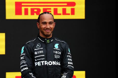 Hamilton hailed by F1 champion for ‘admirable’ response to 2021 Abu Dhabi GP