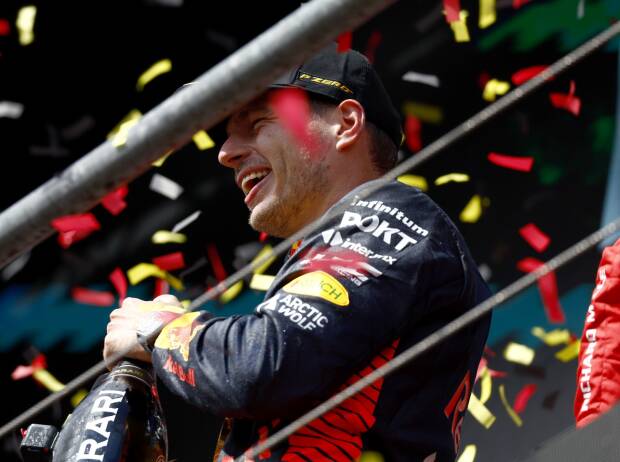 Verstappen spielt mit der Konkurrenz: “Ein bisschen Boxenstopptraining!”