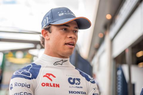 De Vries follows Latifi’s example after F1 axe with surprise move