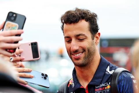 Brundle: F1 ‘a better place’ with Ricciardo | ‘Absolutely got to beat Tsunoda’