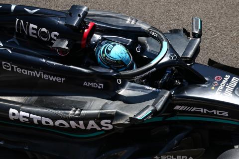 Angry Wolff bangs fist on table as Russell knocked out in Q1 