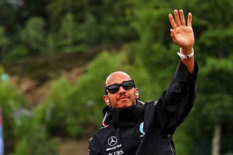 Hamilton jokes Verstappen is ‘having a smoke and a pancake’ amid F1 dominance