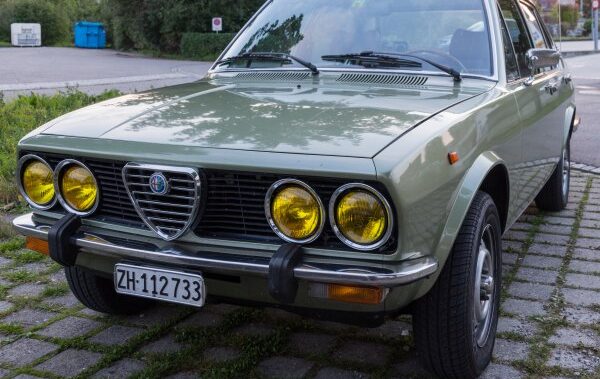 Alfa Romeo – Alfetta – 2.0 (131 bg) – Teknik Özellikler