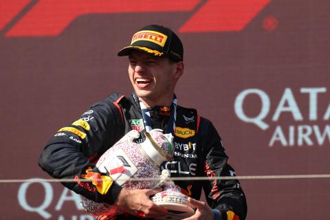 Norris smashes Verstappen’s trophy during podium celebrations 
