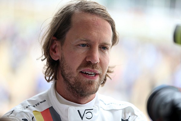 Vettel: “RB19 mükemmel ama Verstappen’in hakkını vermek gerekiyor”