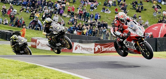 2023 BSB Round 8 Cadwell Park Tekrar izle