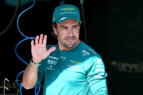 Alonso tells Szafnauer to ‘be quiet’ as he tears into sacked Alpine boss