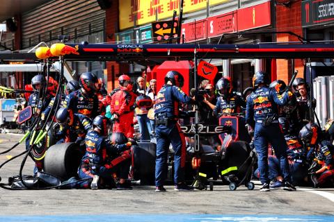 Why Red Bull rebuked Verstappen’s request for “pitstop training” 