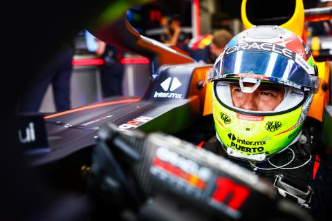 Wolff finds gap between Verstappen and Perez “odd” and “bizarre” 