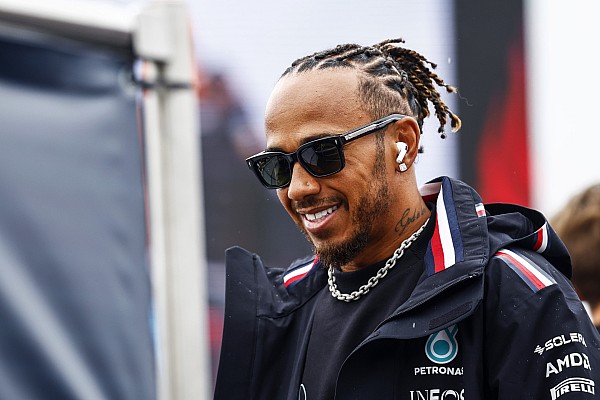 Hamilton ve Mercedes neden henüz yeni anlaşma imzalamadı?