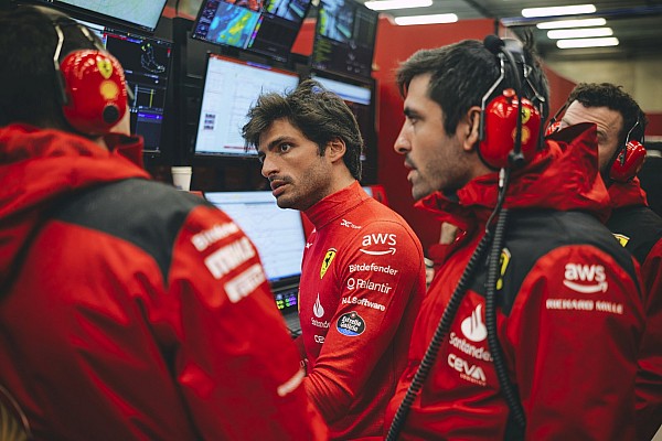 Sainz: “Ferrari’de yarışıyor olmak bir ayrıcalık”
