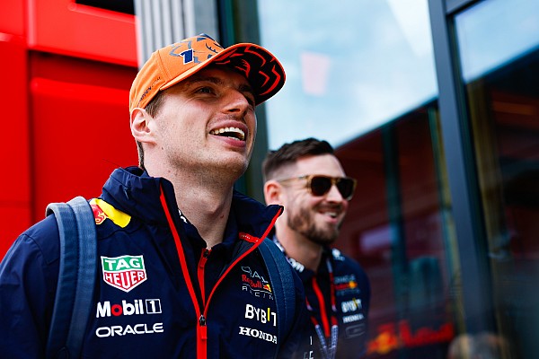 Verstappen: “Zandvoort iyi geçebilir ama 2. yarıda RB19’a uymayan pistler var”