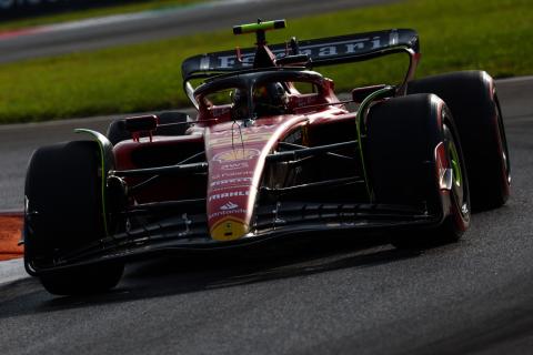 Sainz pips Verstappen to keep Ferrari on top in final practice 