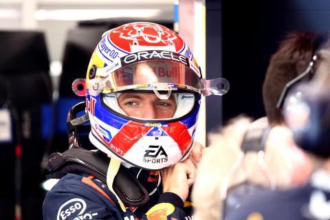 Verstappen berates ‘unacceptable’ Red Bull problems in animated radio exchanges