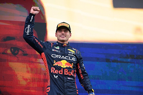 Verstappen: “Sanırım Hamilton başarılarımı kıskanıyor”