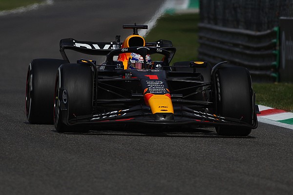 Verstappen, yarışın son turlarında sıkıntı yaşamış!