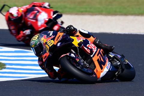 Binder leads KTM 1-2 but Bagnaia to go through Q1 again