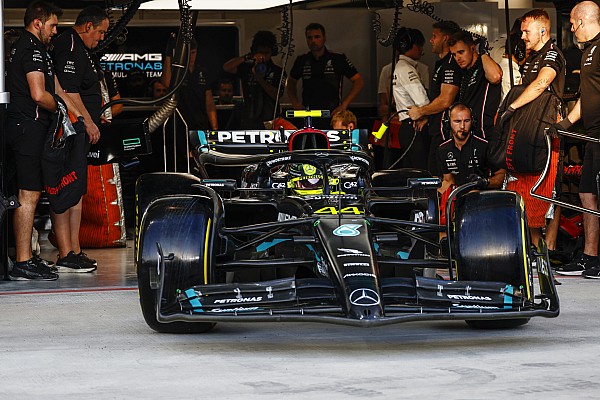 Mercedes: “Hamilton için yumuşak lastikten farklı seçeneğimiz yoktu”
