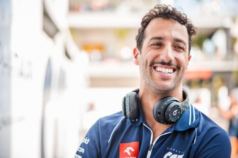 Ricciardo denies Red Bull talks to replace Perez: ‘That’s as far as it goes…’