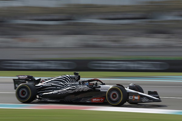Ricciardo: “İkinci antrenmanda süre durdurulmalıydı”