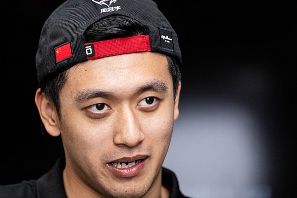 Zhou, Formula 1’deki geleceğiyle ilgili çılgın söylentileri umursamıyor