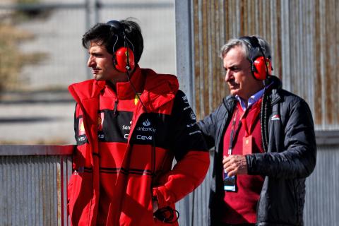 ‘It’s logical we talk’- Sainz’s father reveals Audi discussions at home