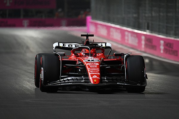 Briatore: “Ferrari en azından her yarışta podyum hedeflemeli”