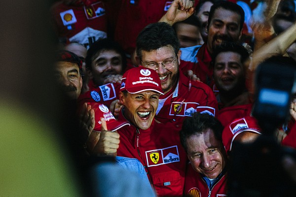 Montezemolo: “Schumacher 70 turluk bir yarışın her turunu sıralama modunda geçerdi”